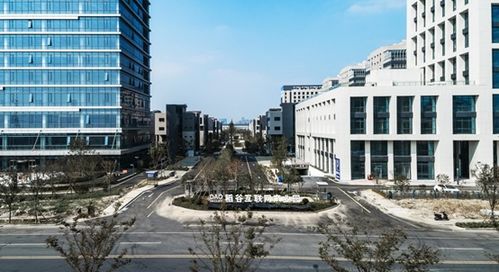 格力中央空調服務步步高集團稻谷互聯網產業園，助力智慧工廠巡展